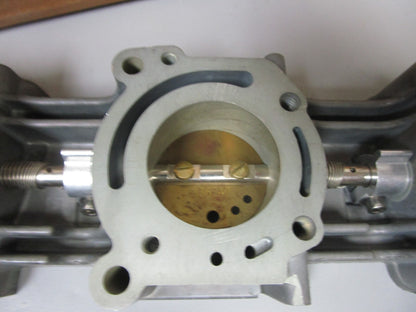 *NEW OEM* 0720 OMC Johnson Evinrude 91' - 94' 105 150 175 hp STBD Throttle Body