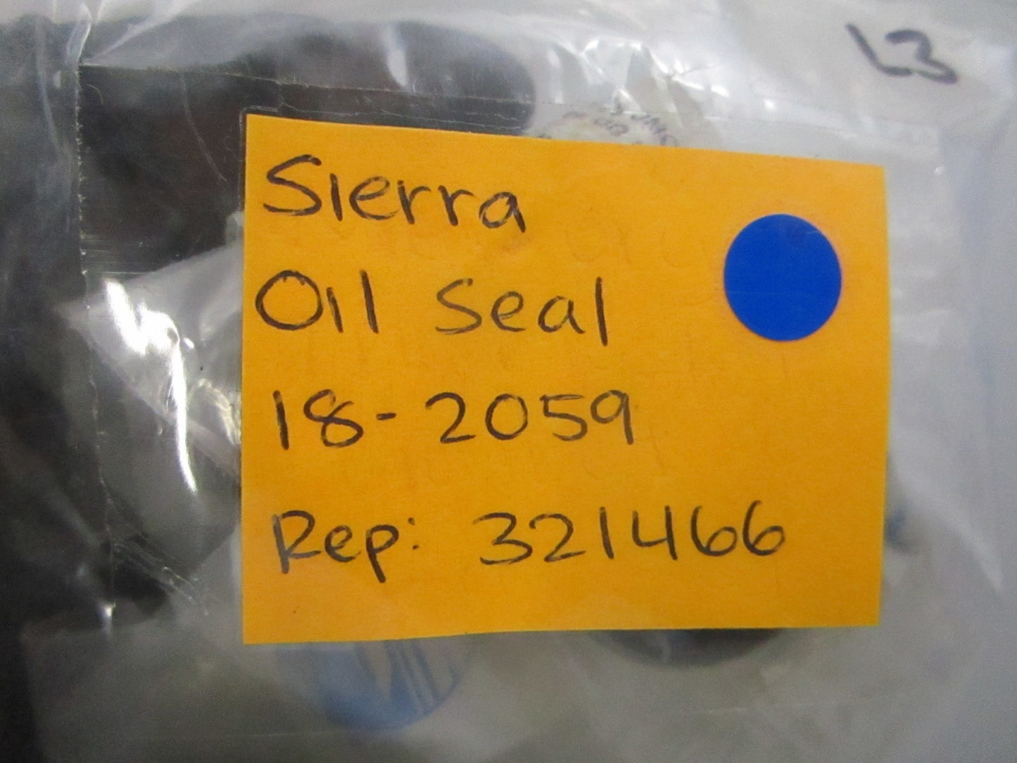 NEW (LOT OF 3) 18-2059 Replaces: OMC 321466 0321466 Sierra Oil Seal 0810