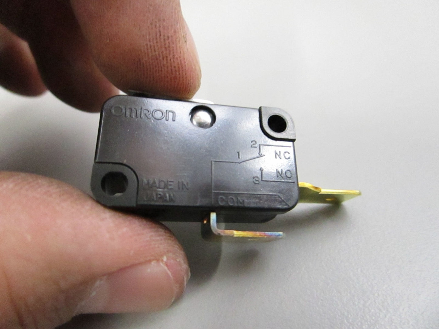 NEW OEM 3856840 Volvo Penta Switch 0810