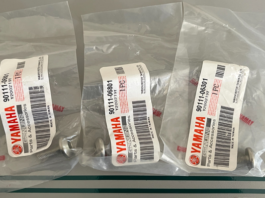 NEW OEM (LOT OF 3) 90111-06801-00 Yamaha Bolt 0810