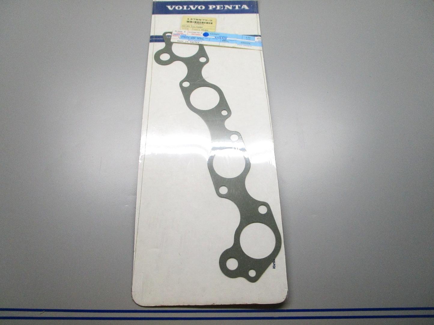*NEW OEM* 0810 Volvo Penta Gasket 1378879-9