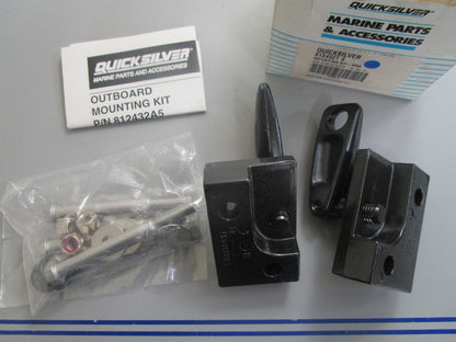 *NEW OEM* 0820 Mercury Quicksilver Engine Mounting Kit 812432T5