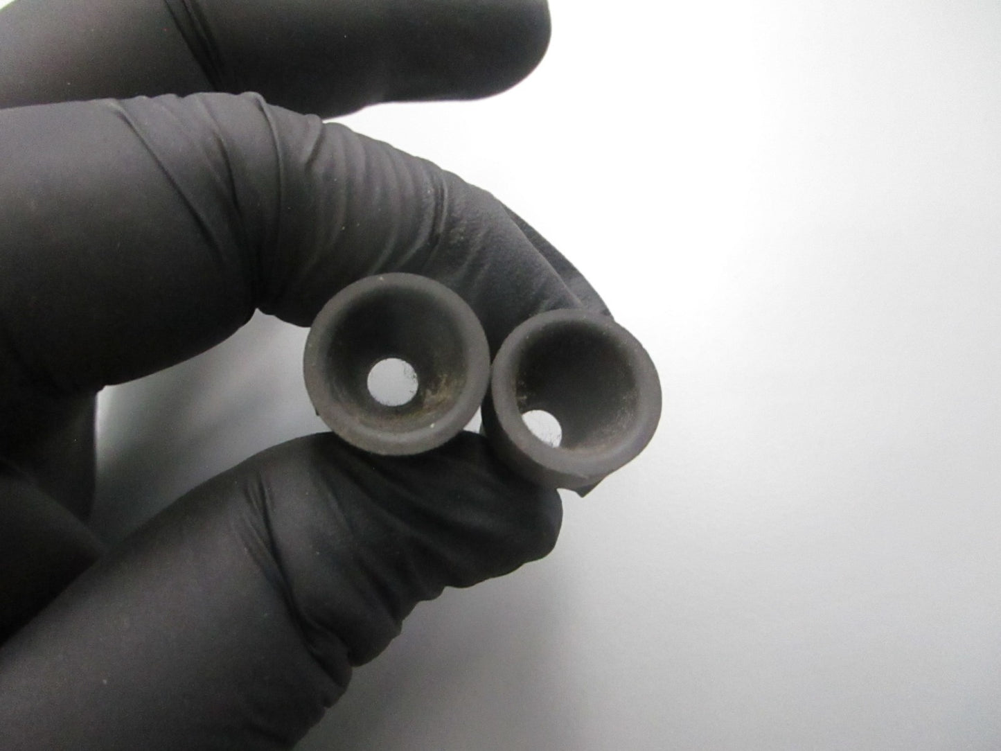 *NEW OEM* (LOT OF 2) 0810 OMC Johnson Evinrude Water Tube Grommet 321129 0321129