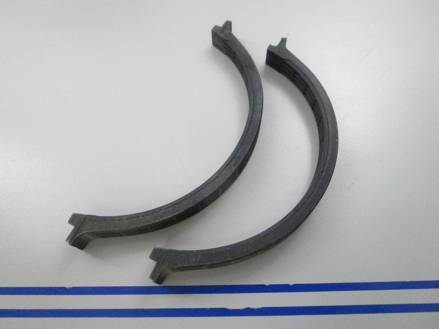 NEW OEM (LOT OF 2) 835411 Volvo Penta Seal 0810