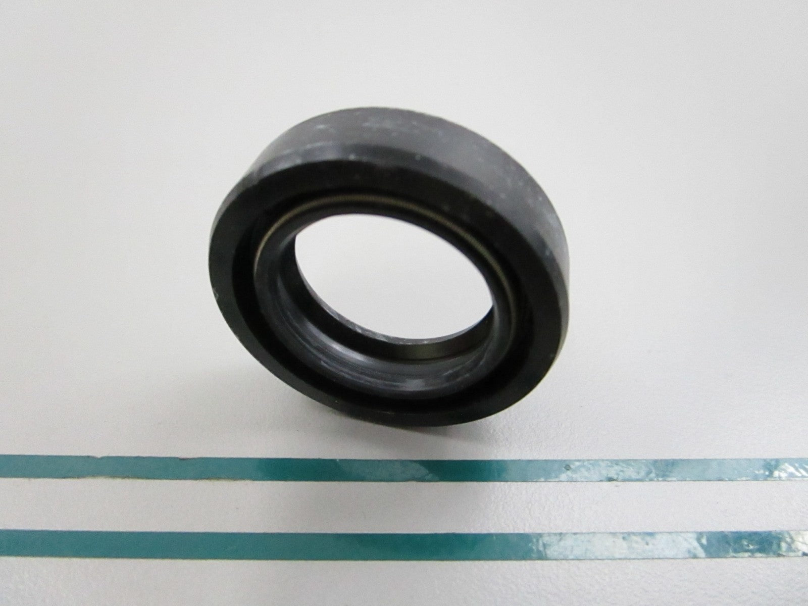 NEW OEM 353-60111-0 353601110 Tohatsu Oil Seal 0810