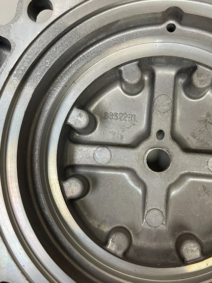 NEW OEM 3854401 3852291 Volvo Penta Upper Gear Bearing Cover 0720