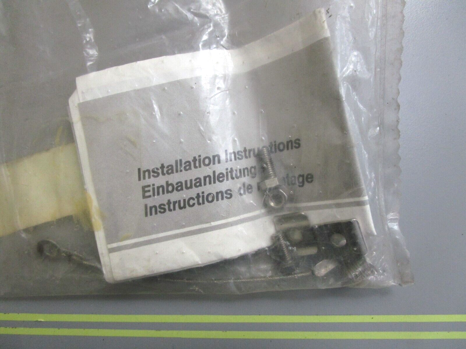 *NEW OEM* 0810 Volvo Penta Cable Kit 854625