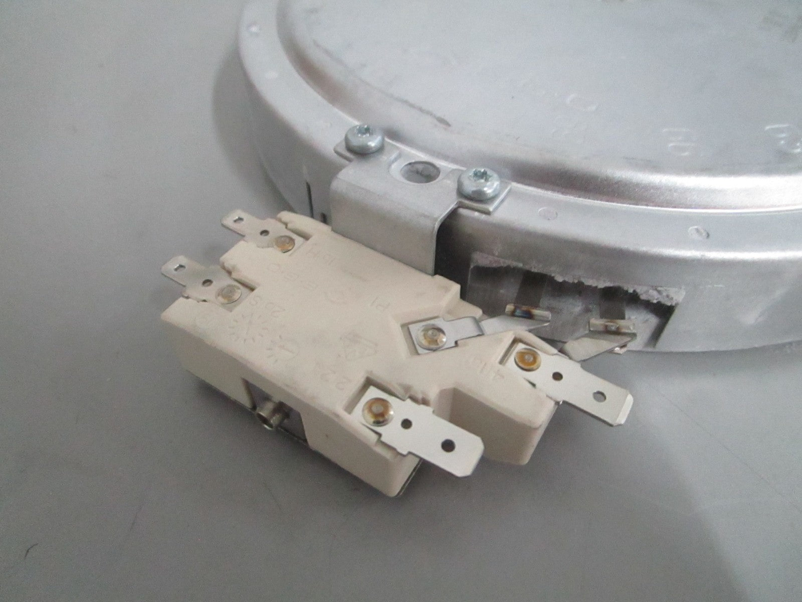 *NEW OEM* 0820 Viking Thermador Element PJ020003