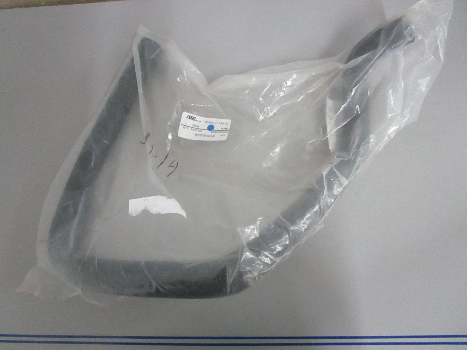 *NEW OEM* 0820 Westerbeke Hose 38058
