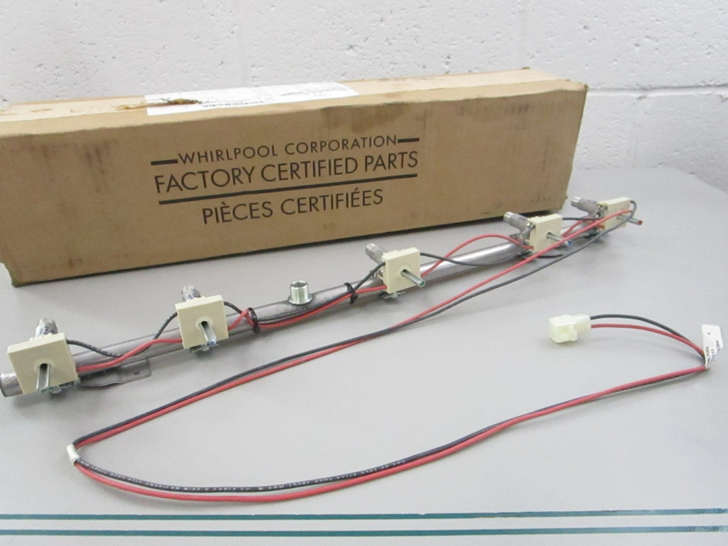 NEW OEM W10413870 WPW10413870 Whirlpool Manifold 0810