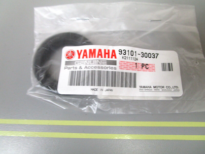 *NEW OEM* 0750 Yamaha OIL SEAL 93101-30037-00