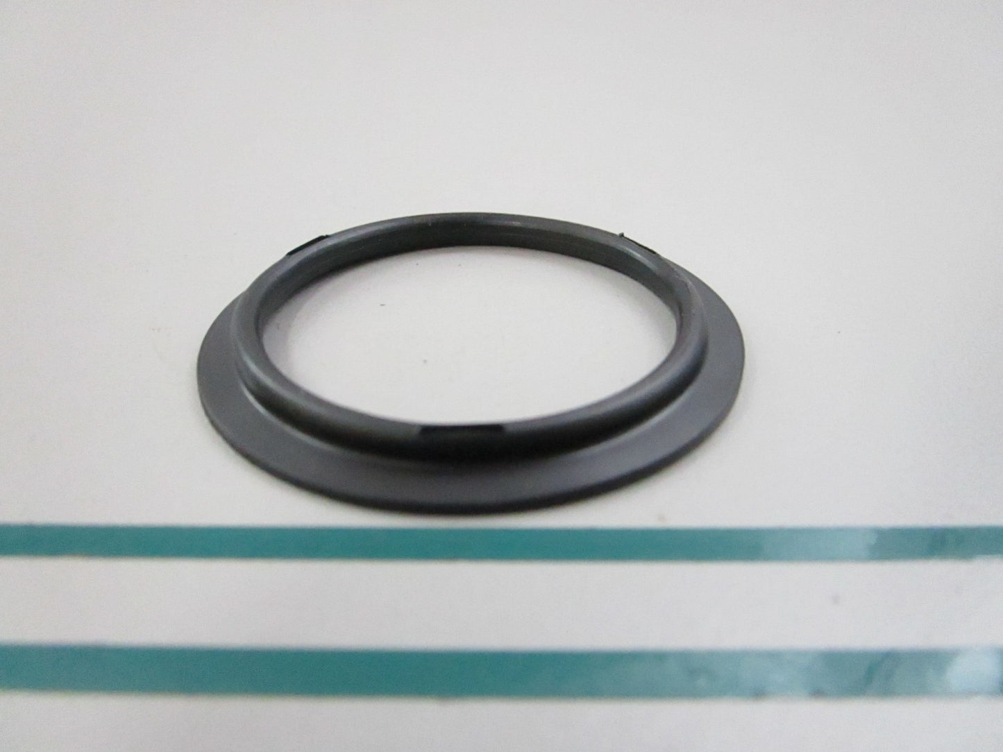 NEW OEM 1236890056 Mercedes-Benz Ring 0810