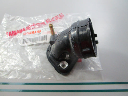 NEW OEM 4TE-E3585-01-00 Yamaha Manifold 0810