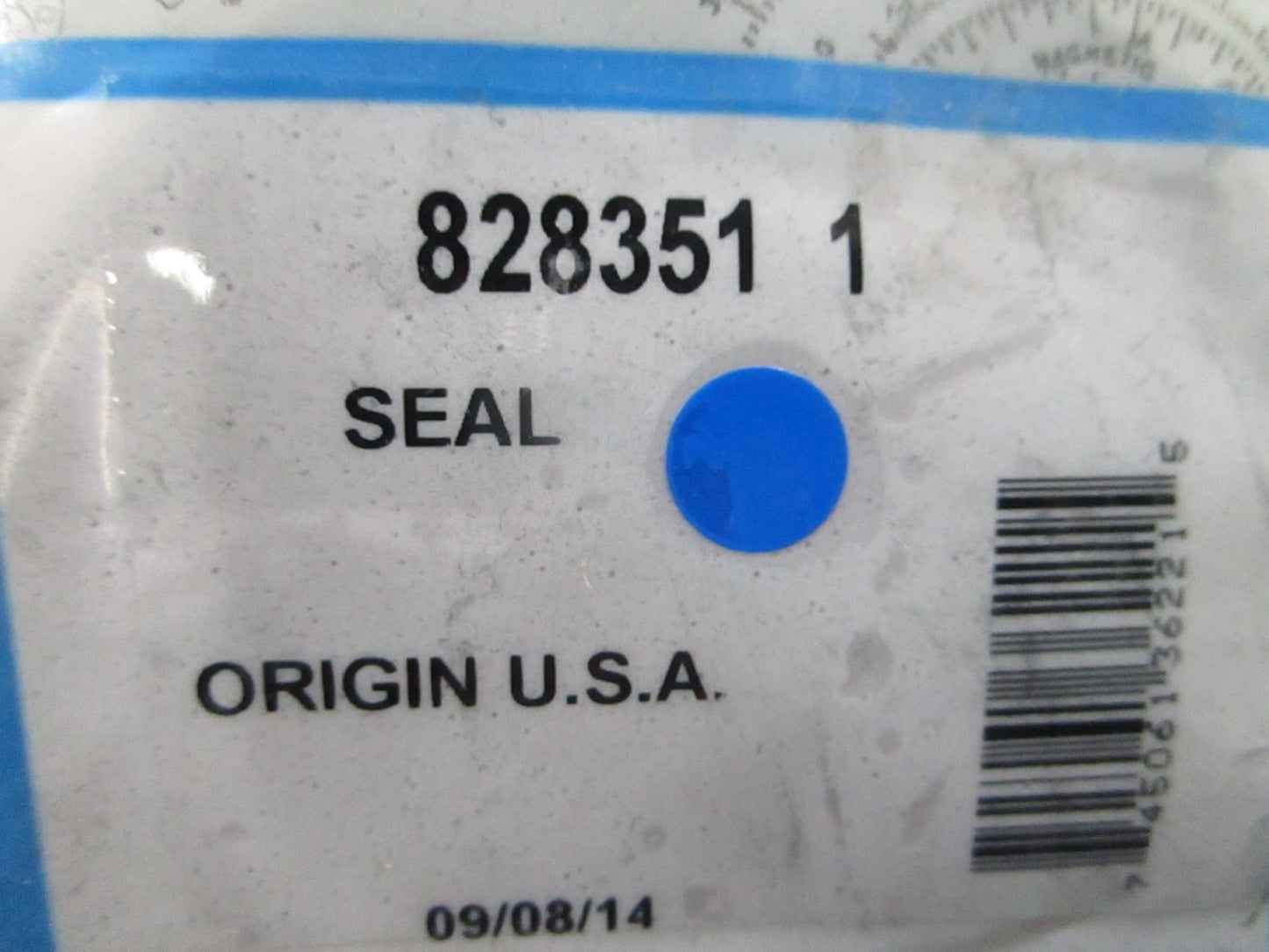 *NEW OEM* 0810 Mercury Quicksilver Seal 828351 1