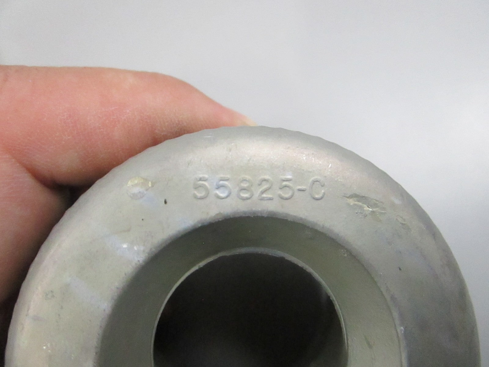 NEW OEM 55825A1 Mercury Quicksilver End Cap Assembly 0810