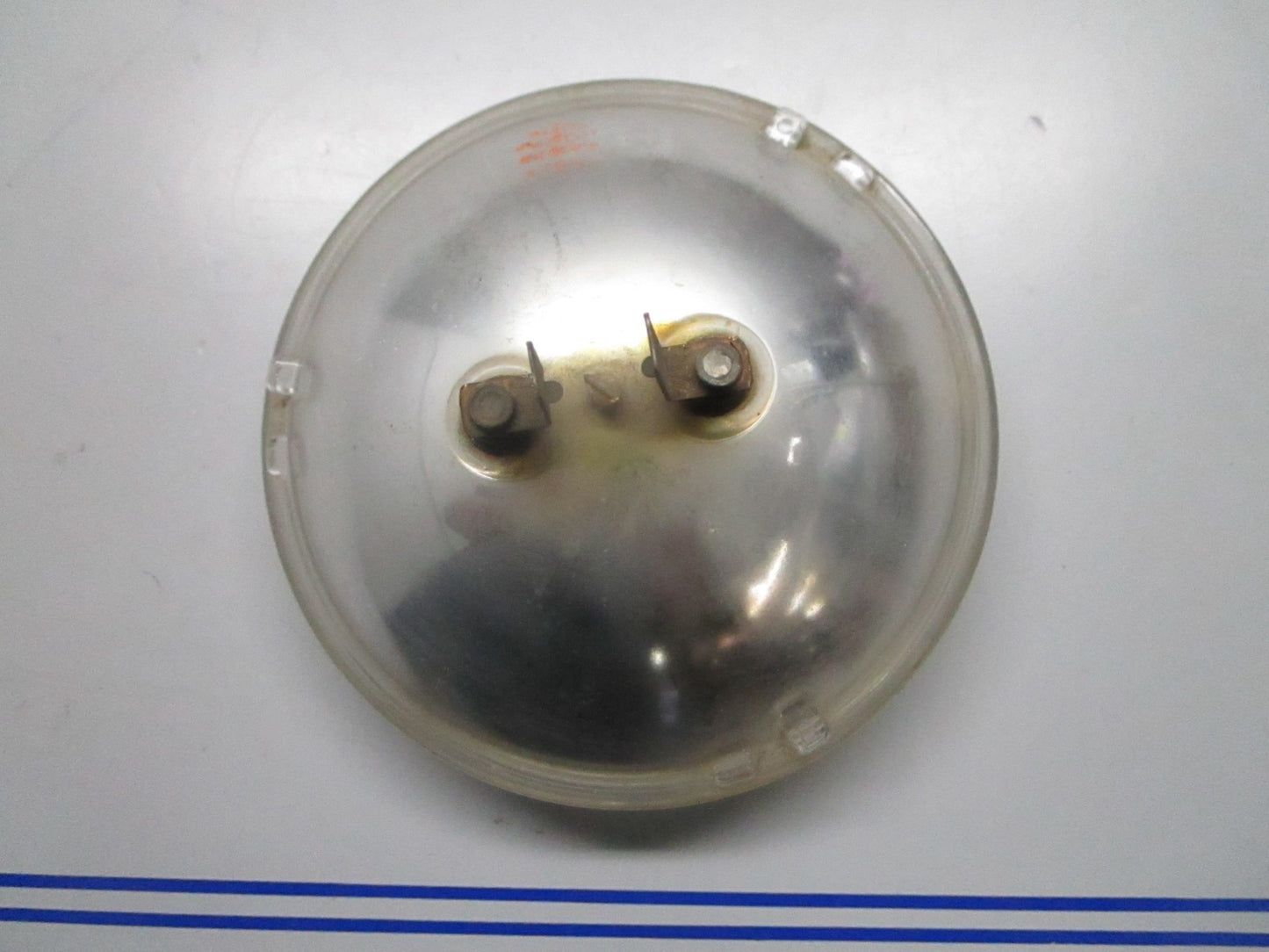 *NEW OEM* 0820 Guide 1968-71 12 V T-3 Headlight L4001