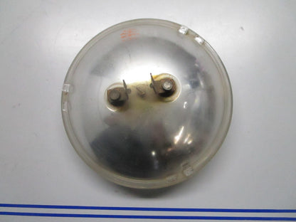 *NEW OEM* 0820 Guide 1968-71 12 V T-3 Headlight L4001