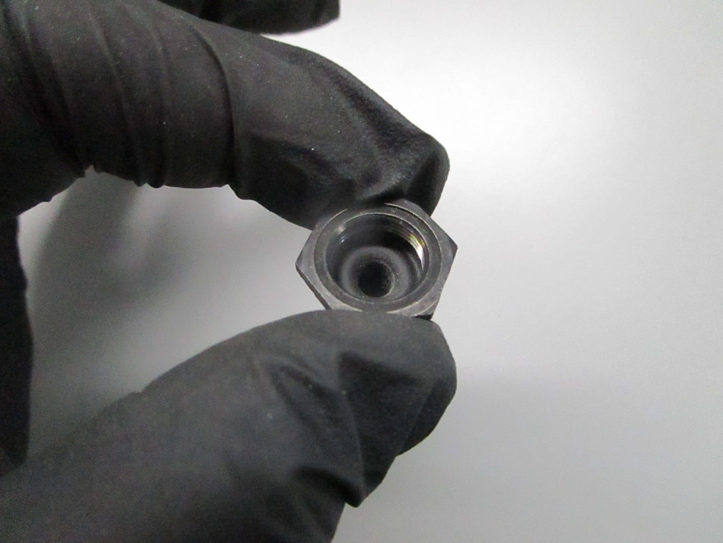 *NEW OEM* 0810 Volvo Penta Nut 828743