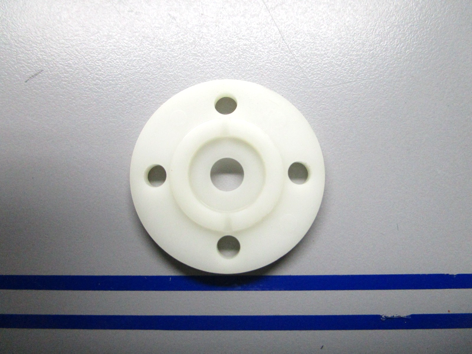 *NEW OEM* 0810 OMC Johnson Evinrude Spacer 510756 0510756