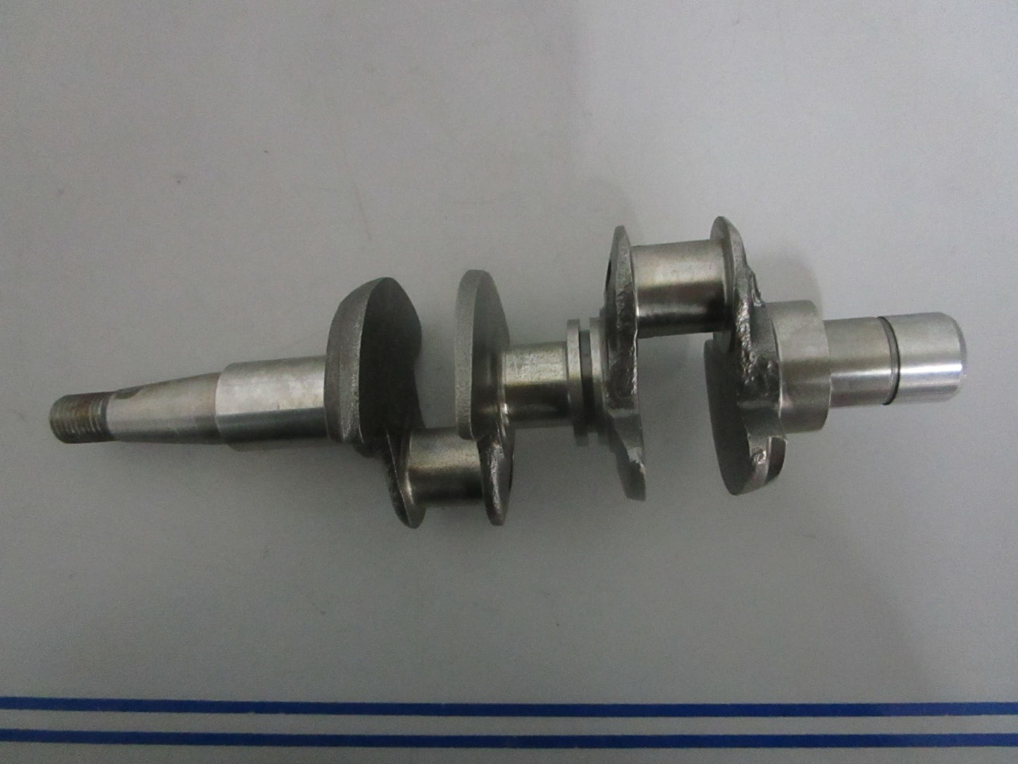 NEW OEM 432626 0432626 OMC Johnson Evinrude Crankshaft Assy 0820
