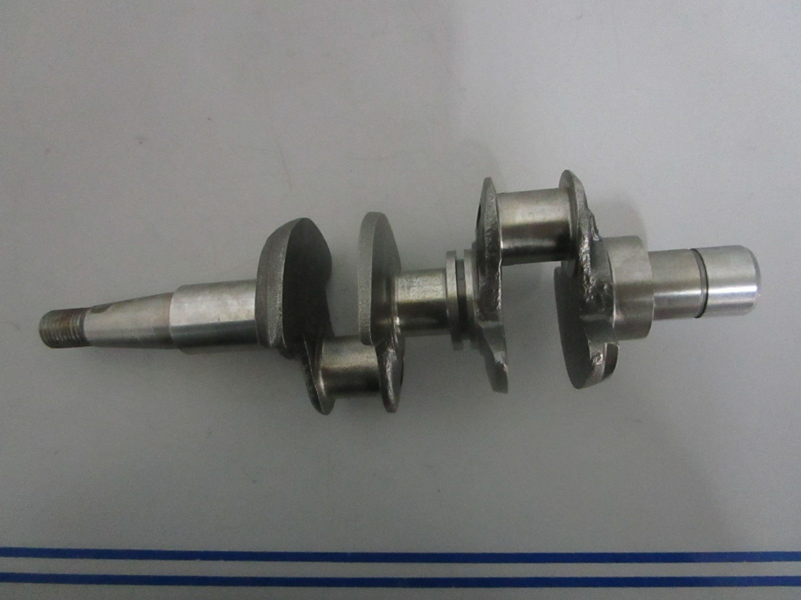 NEW OEM 432626 0432626 OMC Johnson Evinrude Crankshaft Assy 0820