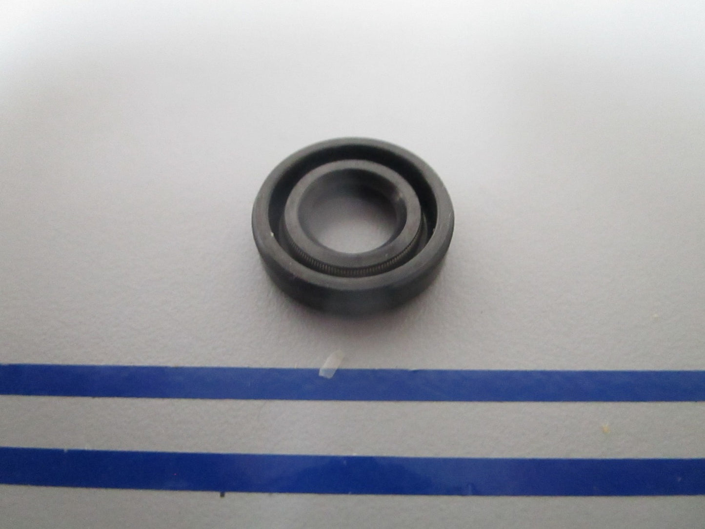 NEW OEM 09282-10009 Suzuki Oil Seal 0810