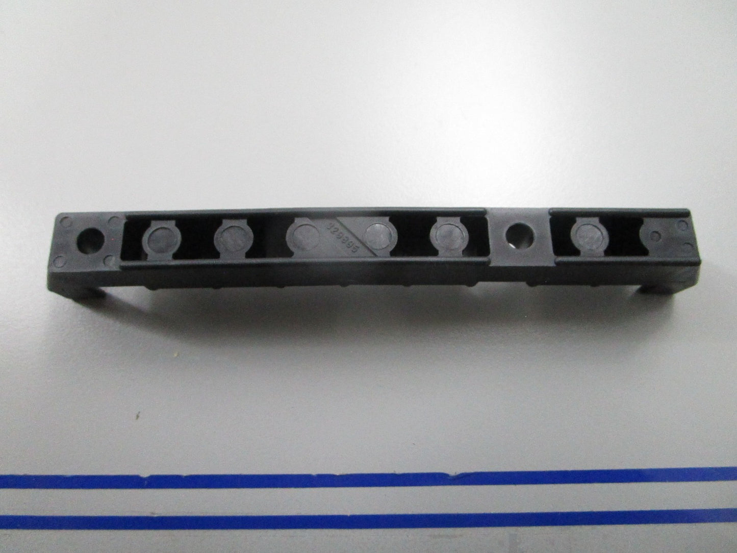 *NEW OEM* 0810 OMC Johnson Evinrude Terminal Block 329895 0329895