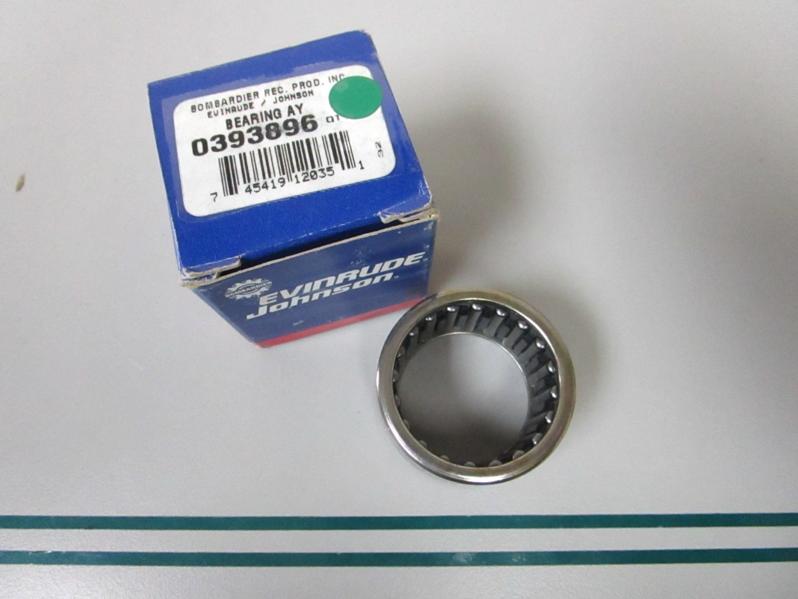 NEW OEM 393896 0393896 OMC Johnson Evinrude Bearing Assembly 0810