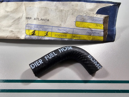 NEW OEM 332845 0332845 OMC Johnson Evinrude Hose 0810