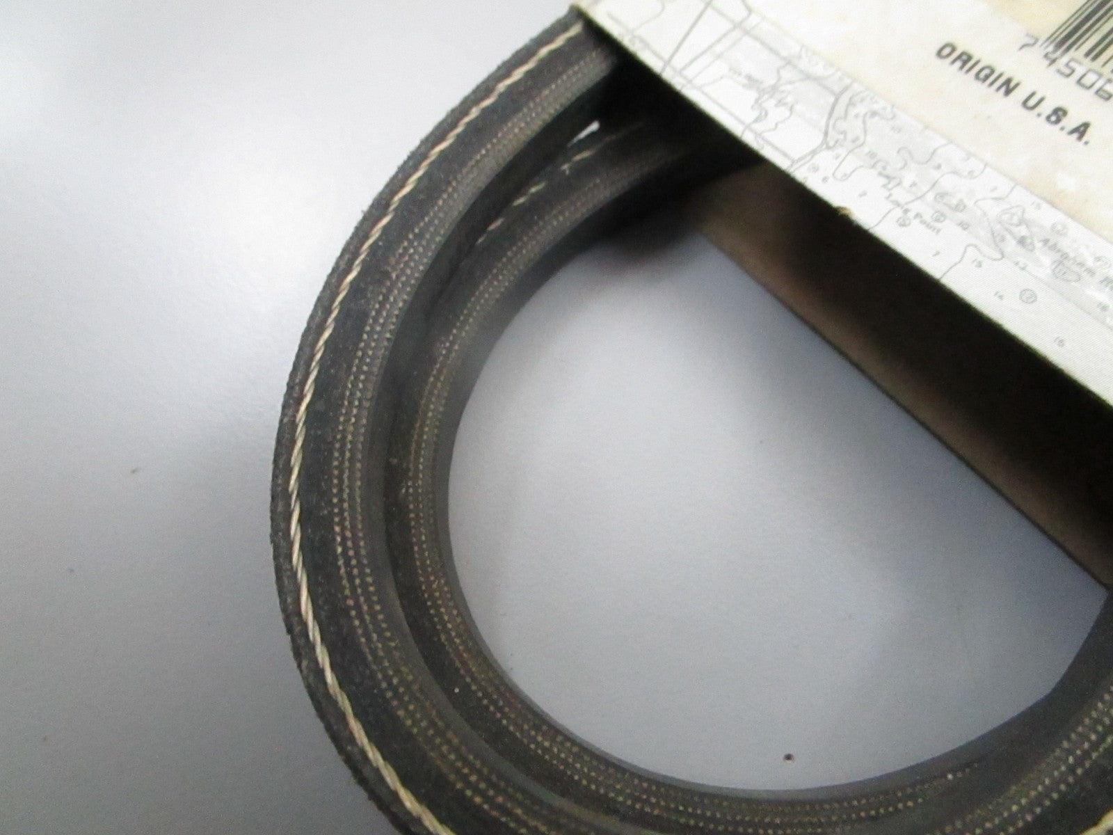 *NEW OEM* 0810 Mercury Quicksilver V-Belt 57-93658Q