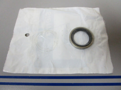 NEW 18-2026 Replaces: OMC 321453 0321453 Sierra Oil Seal 0720