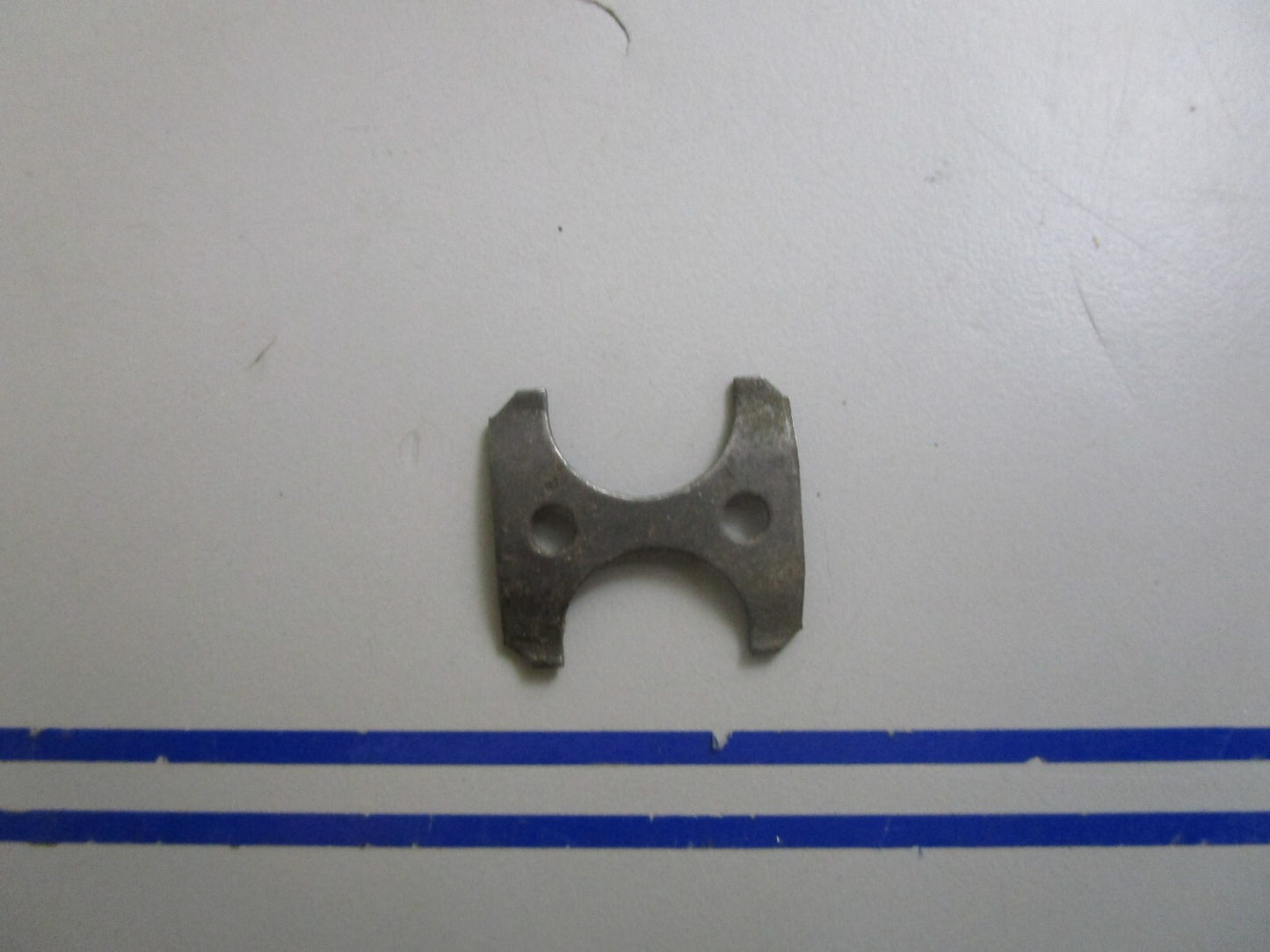 *NEW OEM* 0810 Mercury Quicksilver Retainer 23004