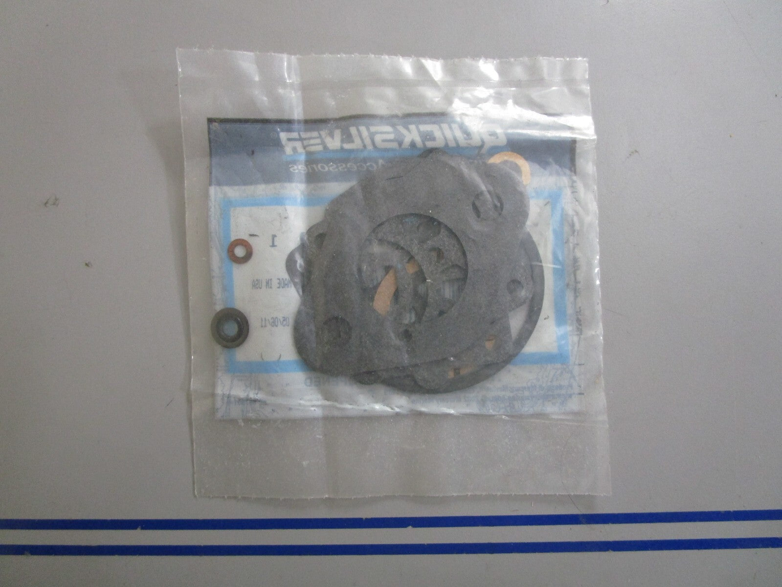 *NEW OEM* 0810 Mercury Quicksilver Carburetor Kit 1399-5198