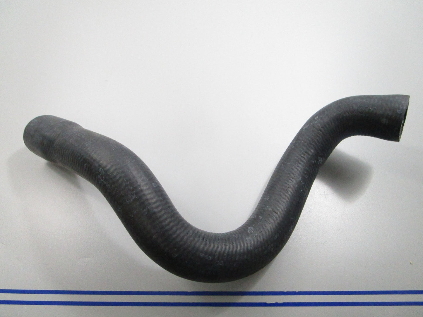 *NEW OEM* 0810 Volvo Penta Hose 3807890