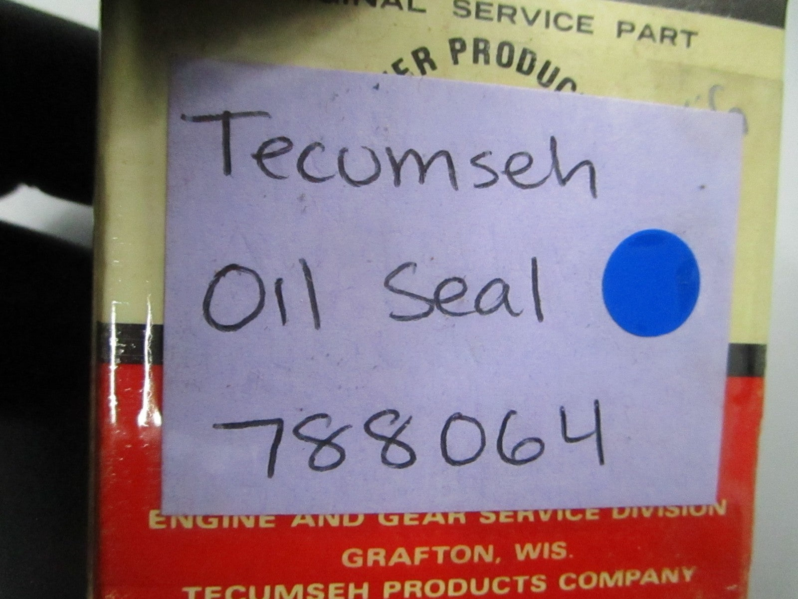 *NEW OEM* 0810 Tecumseh Oil Seal 788064