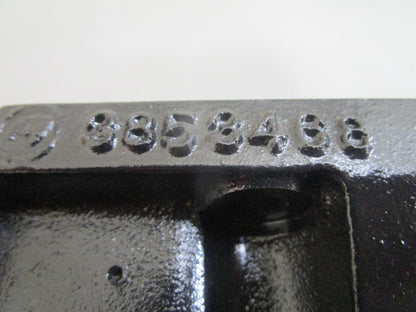*NEW OEM* 0820 OMC Johnson Evinrude Bracket 3854068