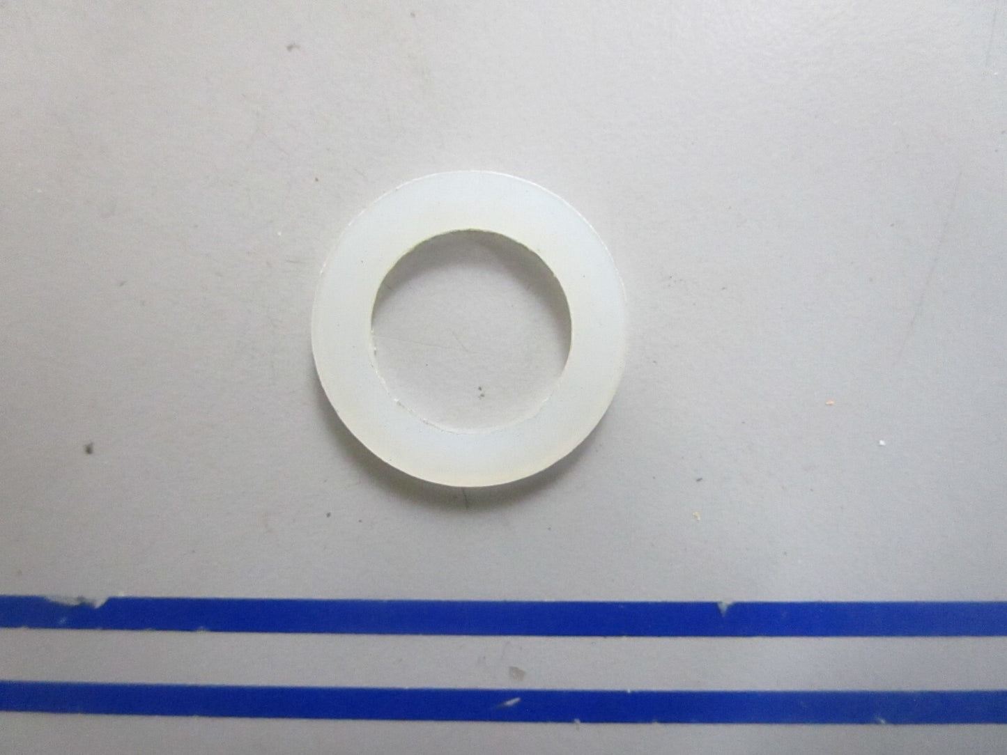 *NEW OEM* 0810 Volvo Penta Gasket 841953