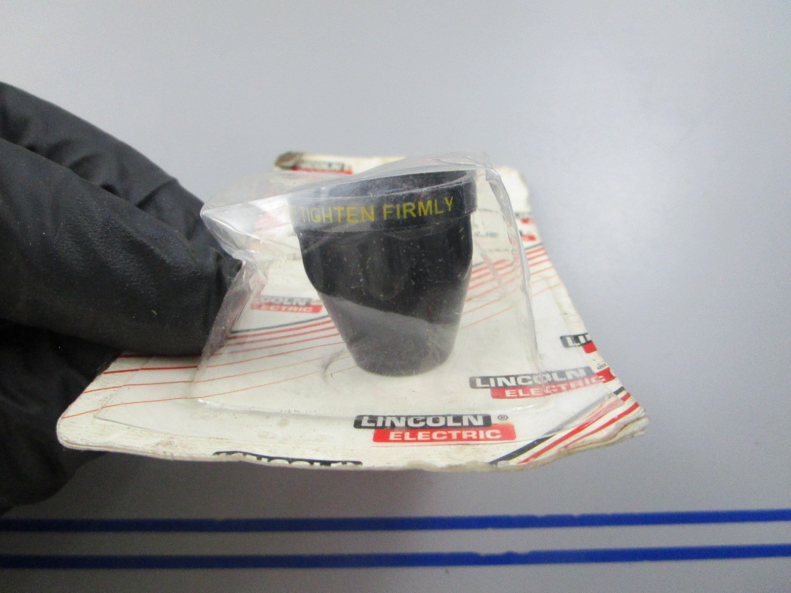 NEW OEM KP2064-1 Lincoln Electric Shield Cup 0810
