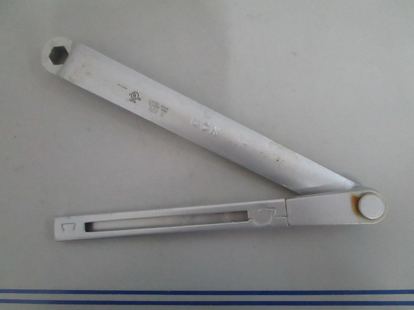 NEW OEM 320G LCN Door Closer Arm 0820