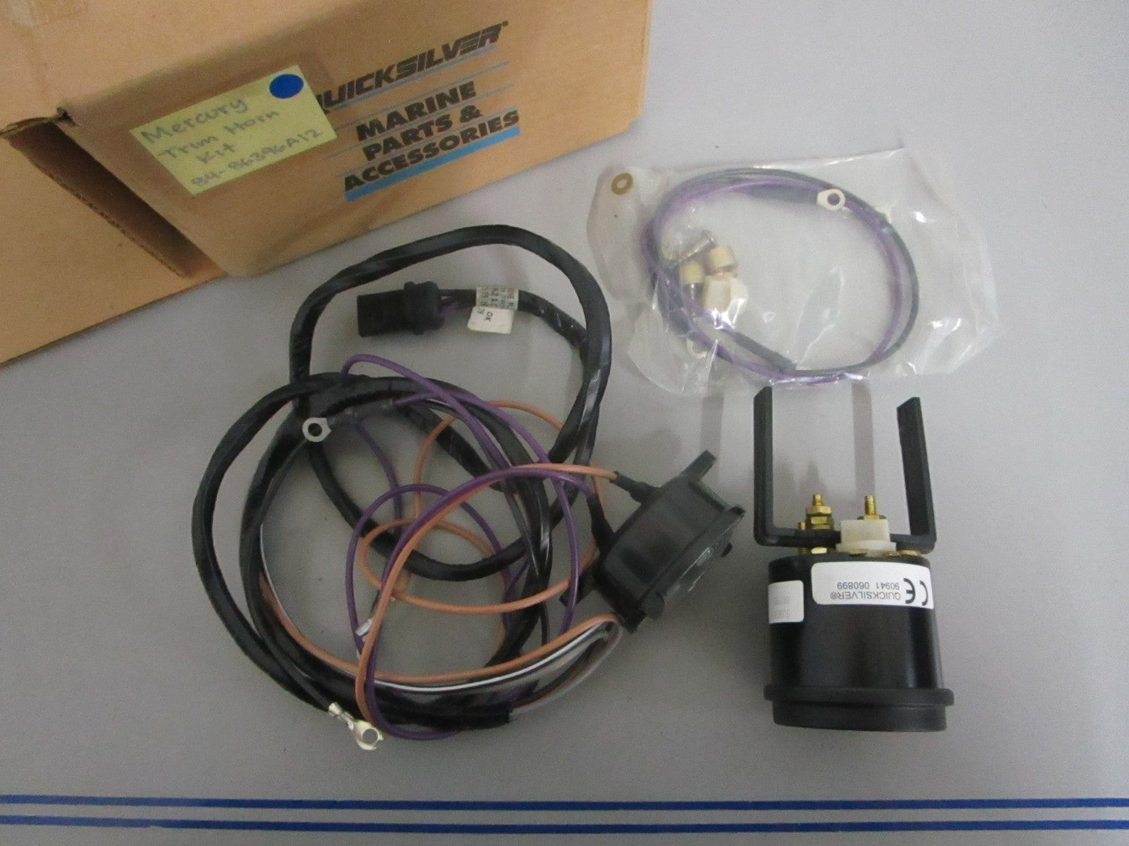 NEW OEM 84-86396A12 Mercury Quicksilver Trim Horn Kit 0820