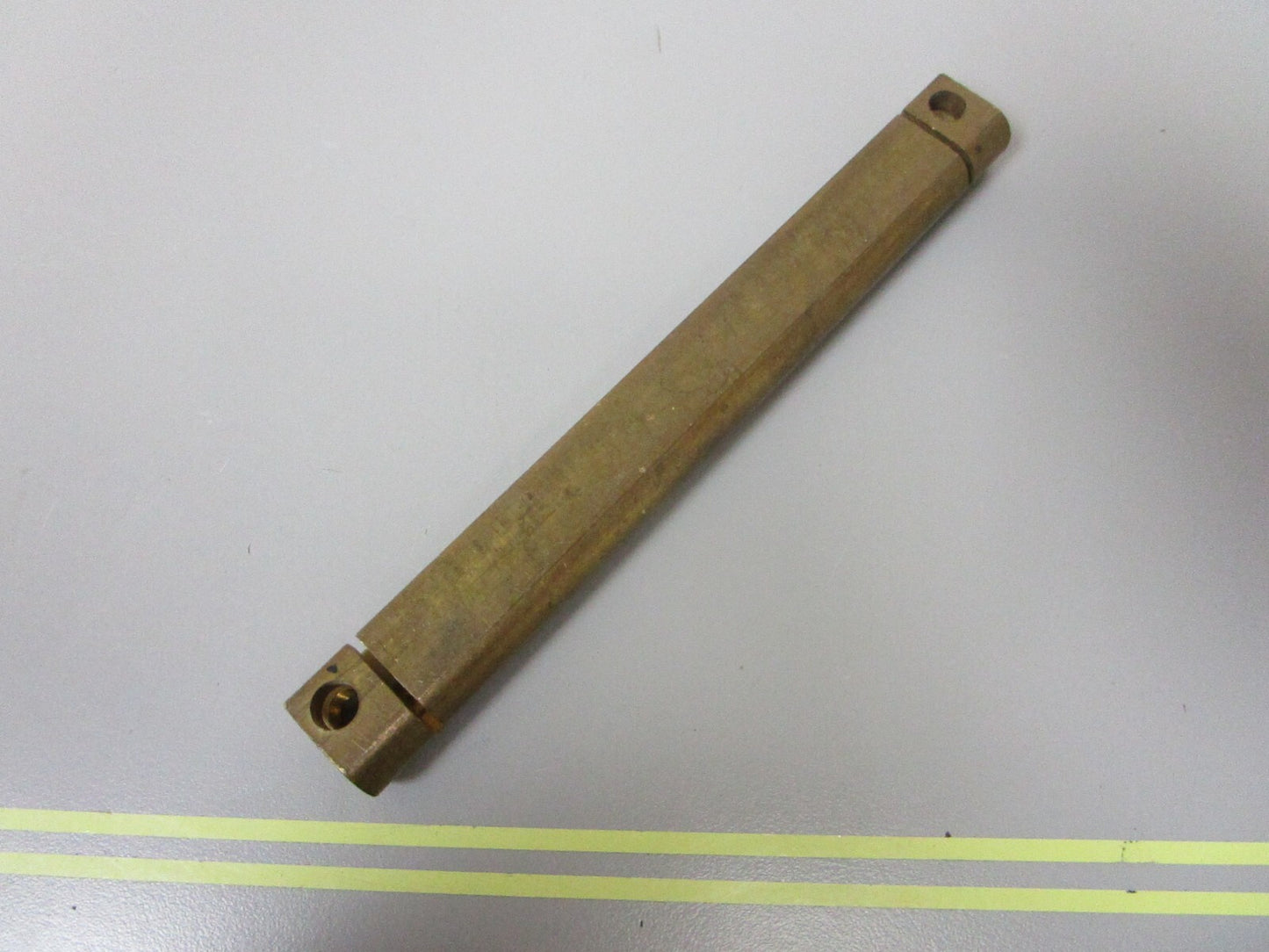 *NEW OEM* 0720 OMC Johnson Evinrude Shaft Connector 304081 0304081