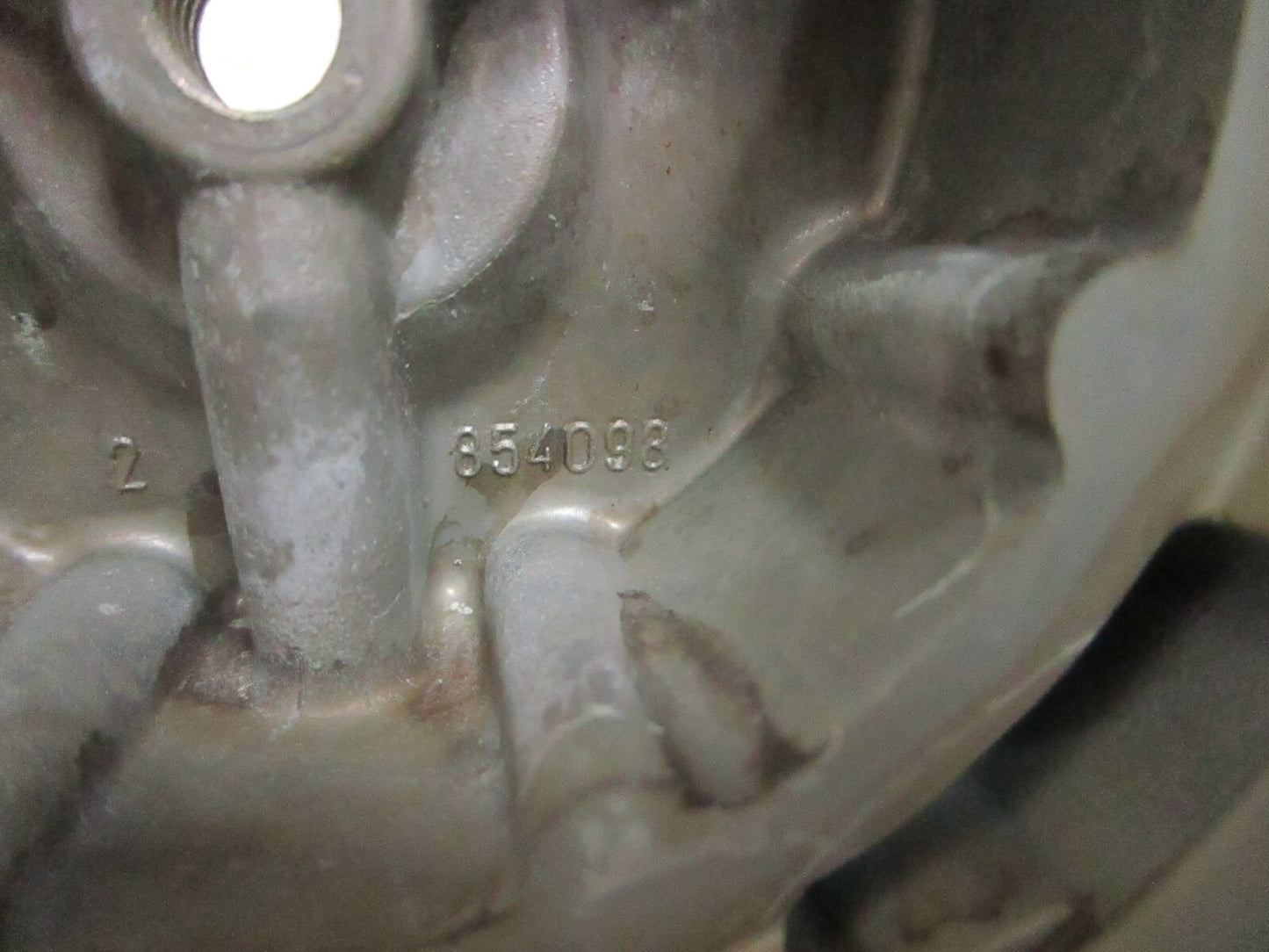 *NEW OEM* 0820 Volvo Penta Cover 854024