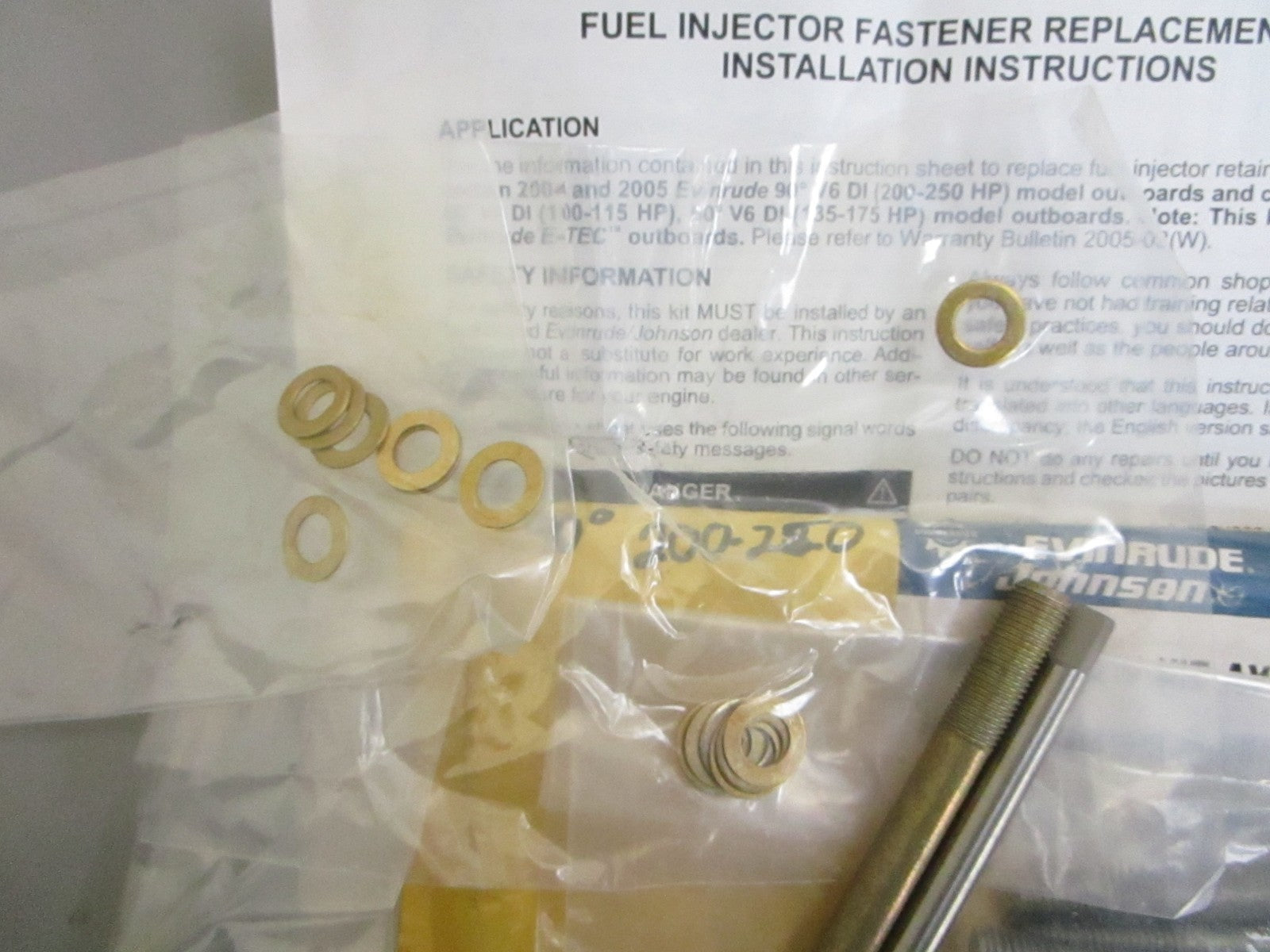 *NEW OEM* 0820 OMC Johnson Evinrude V6 FI Screw Kit Ay 5006650
