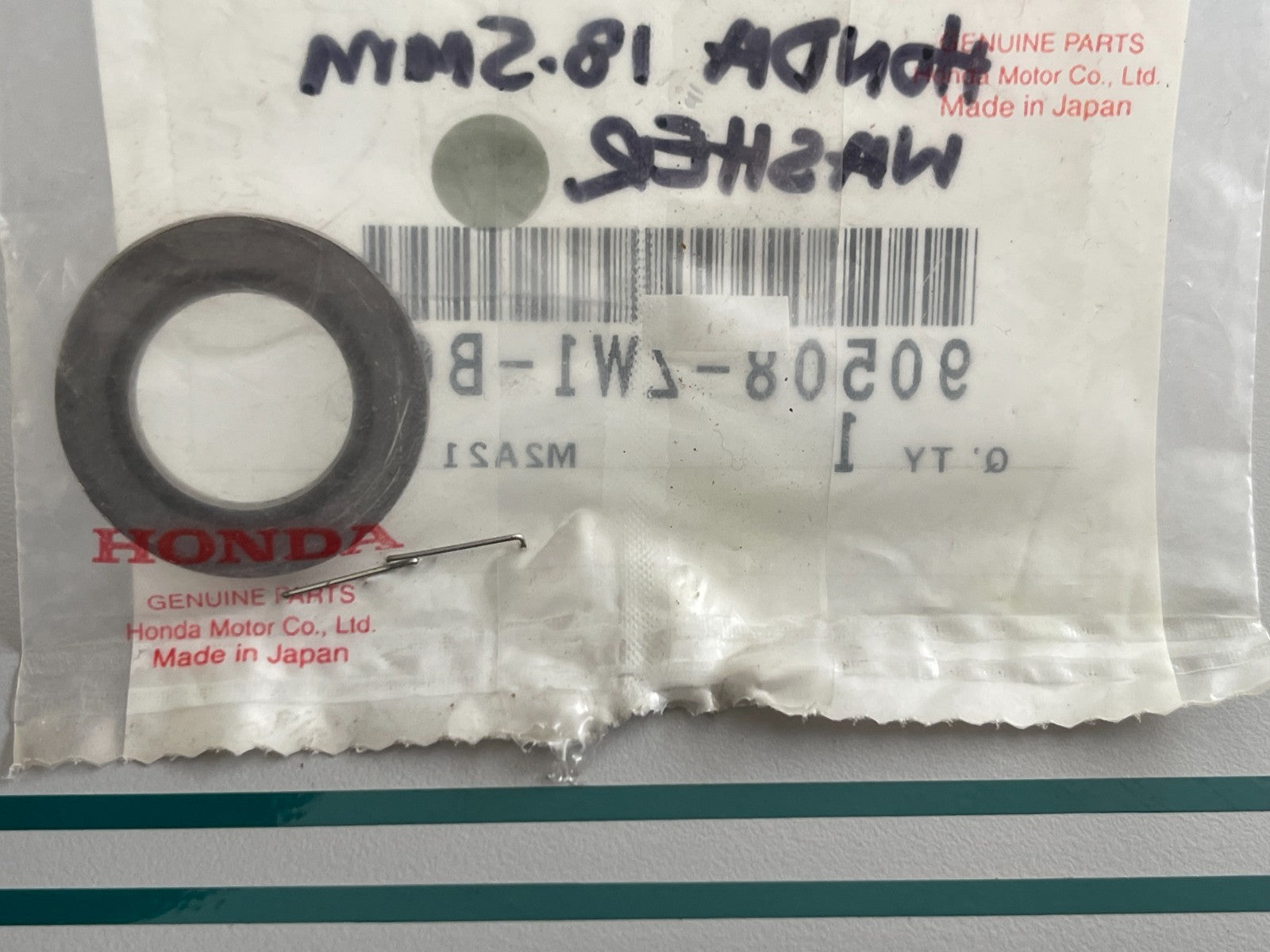NEW OEM 90508-ZW1-B00 Honda 18.5mm Washer 0810