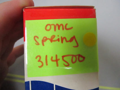 *NEW OEM* 0720 OMC Johnson Evinrude Spring 314500 0314500