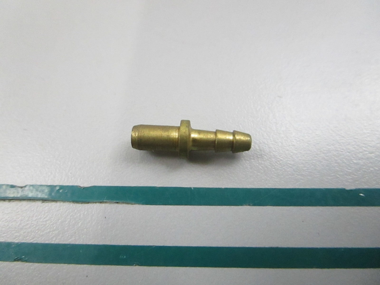 NEW OEM 353862 0353862 OMC Johnson Evinrude Nipple 0810