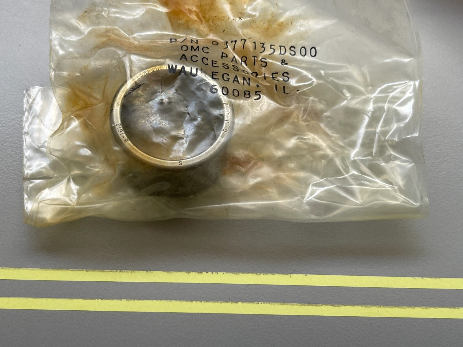 *NEW OEM* 0810 Mercury Quicksilver Bearing 377135