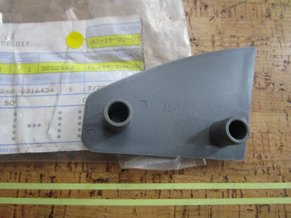 *NEW OEM* 0810 OMC Johnson Evinrude Thrust Plate 3852562