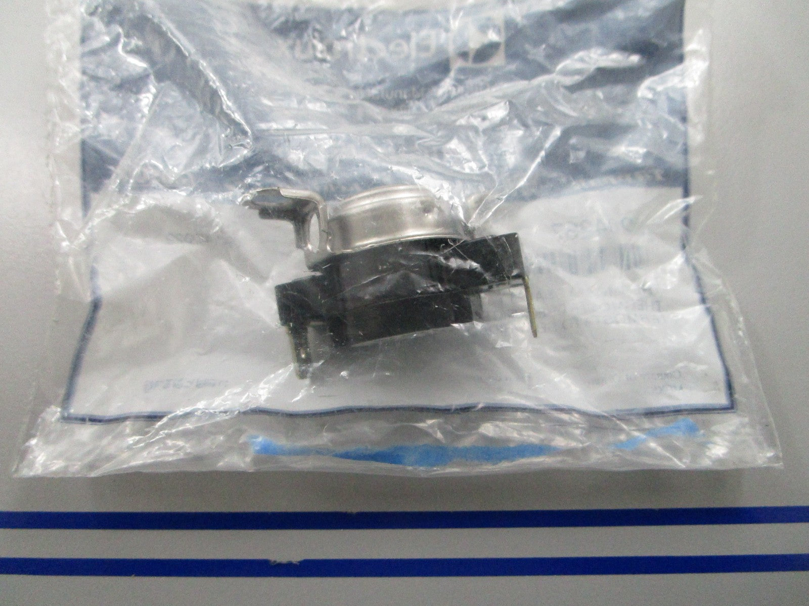 *NEW OEM* 0810 Electrolux Safety Thermostat 3204267