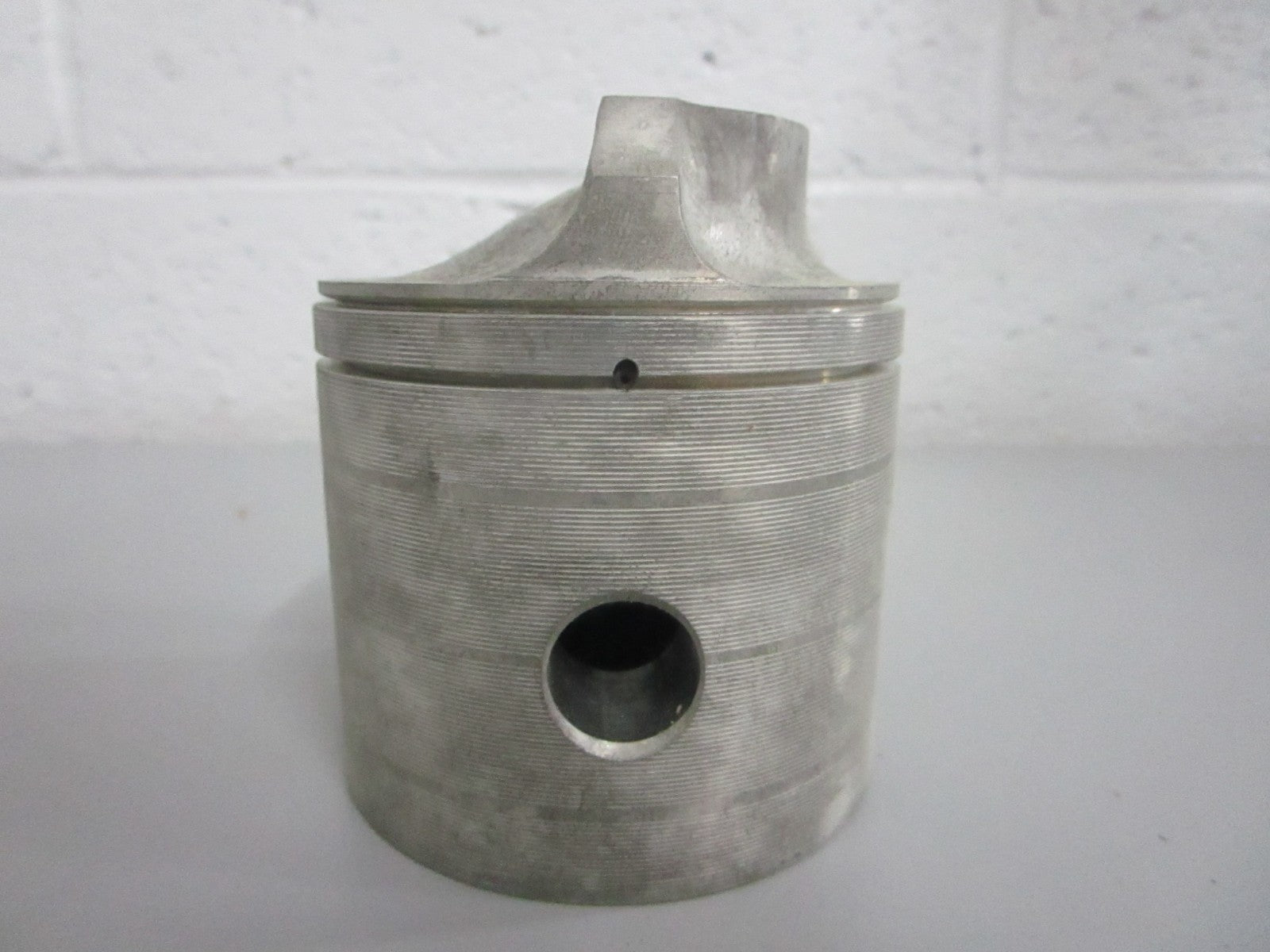 NEW OEM 700-F440015-3 Mercury Force Piston 0820